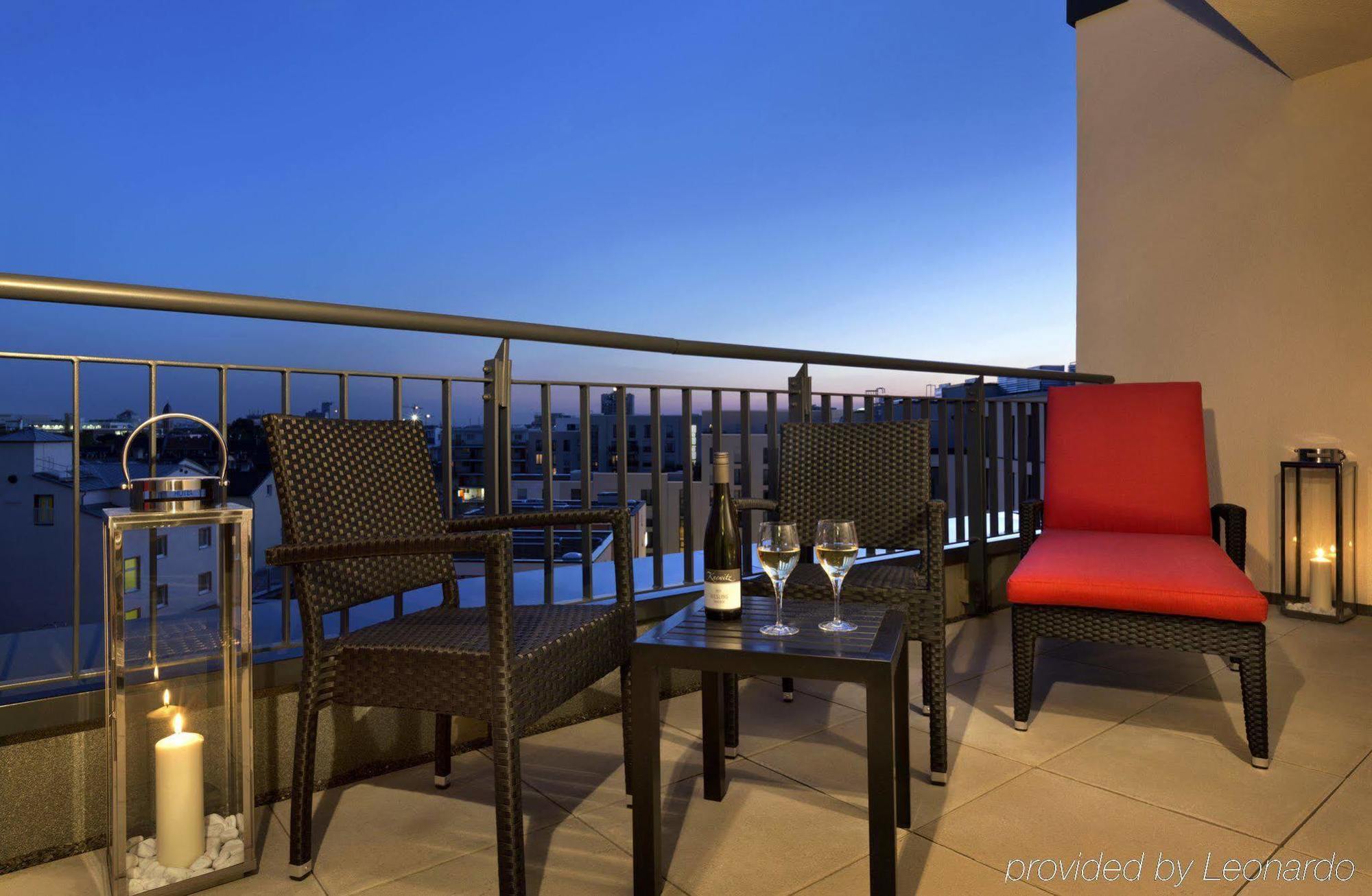 Citadines City Centre Frankfurt Франкфурт на Майн Екстериор снимка