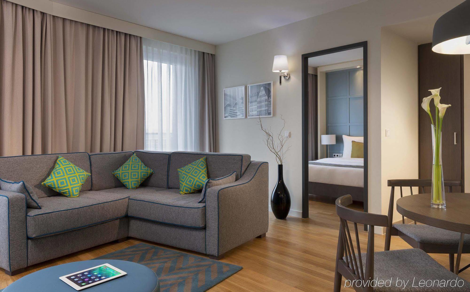 Citadines City Centre Frankfurt Франкфурт на Майн Екстериор снимка